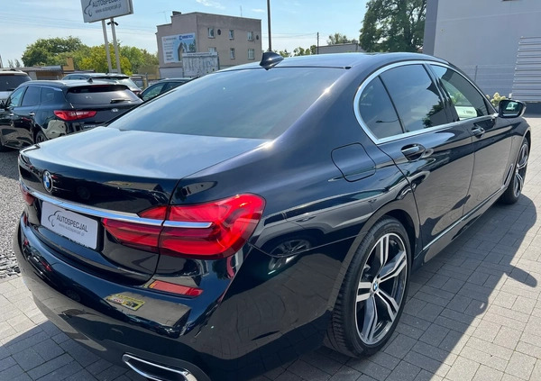 BMW Seria 7 cena 154900 przebieg: 179909, rok produkcji 2015 z Kozienice małe 742